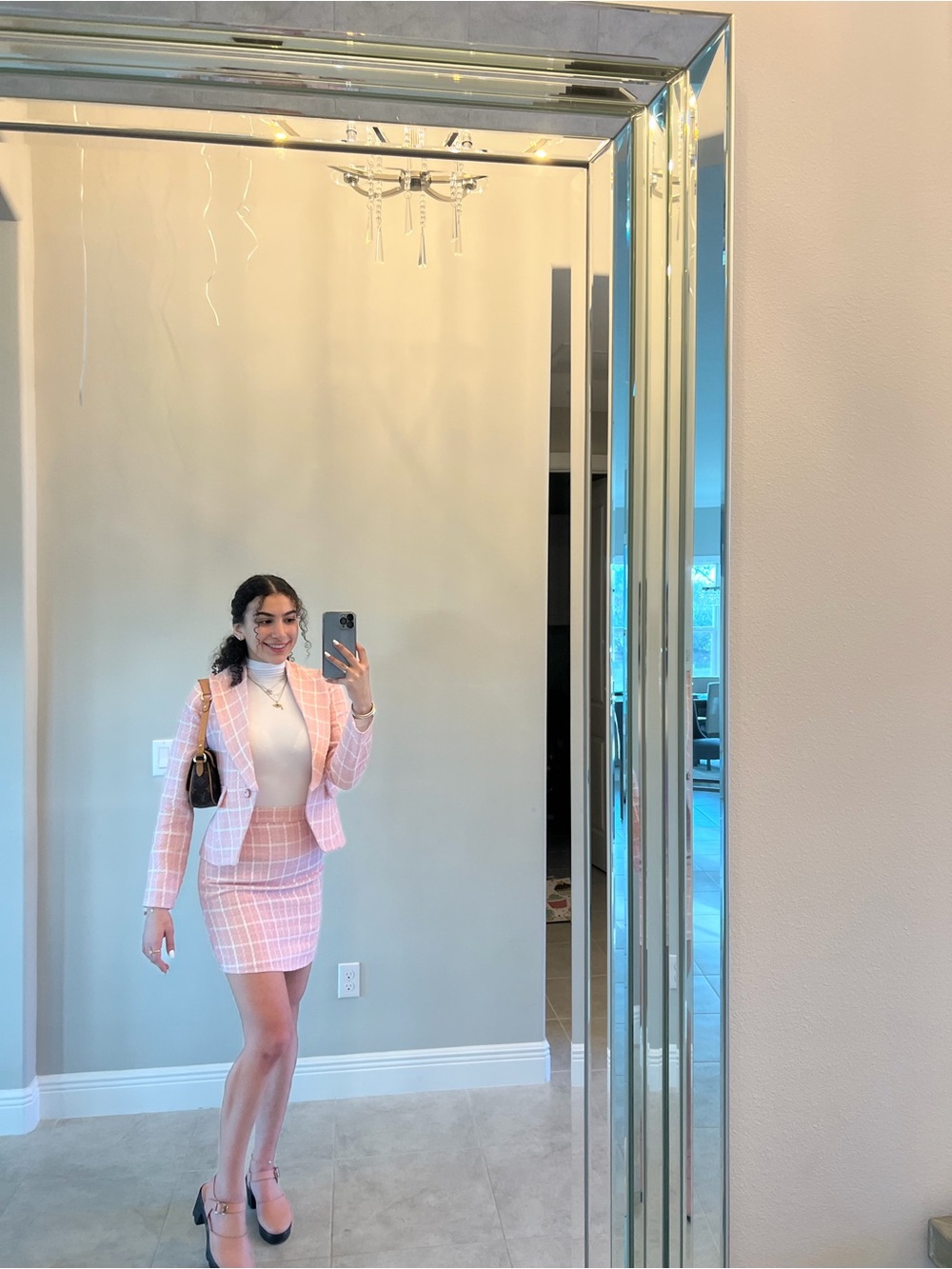 Chanel Pink Mini Skirt Suit Dress with Blazer - Picture 4 of 4